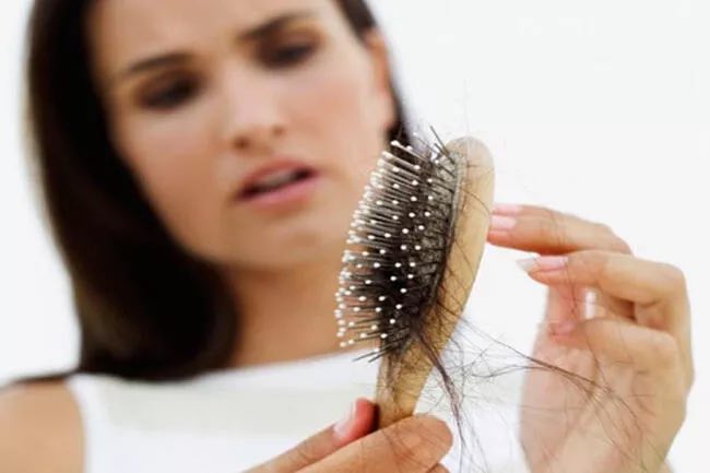 Doğum Sonrası Saç Dökülmesi