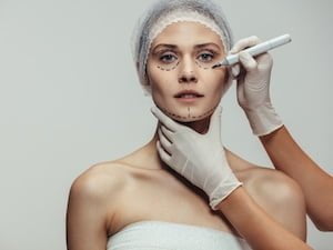 Zamanı Gerileten Estetik