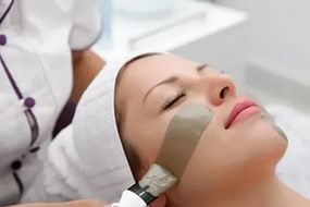 Cilt Bakımı Neden Yapılmalı?