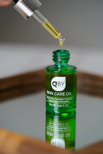 Cilt Güzelliğine Işıltılı Dokunuş