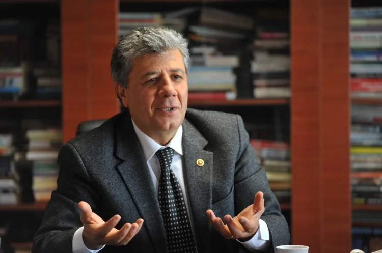 MHP, AKP’ye Kaç, CHP’ye Tut mu? Diyor